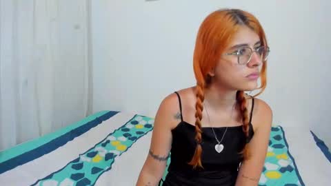 Snapshot of roxanajames__ chatting on September 2025 03:34:01 PM roxy online show from September 2025 03:34:01 PM