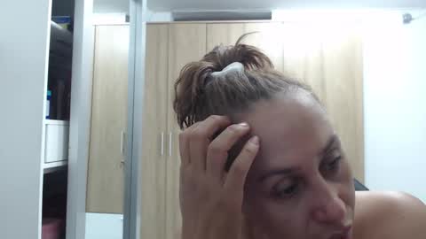 Roxana online show from December 2024 01:54:01 AM