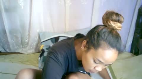 Snapshot of roxanne_98 chatting on January 2025 12:17:01 PM roxanne_98 online show from January 2025 12:17:01 PM