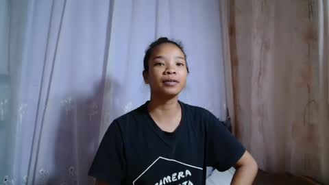 Snapshot of roxanne_98 chatting on January 2025 02:53:02 AM roxanne_98 online show from January 2025 02:53:02 AM