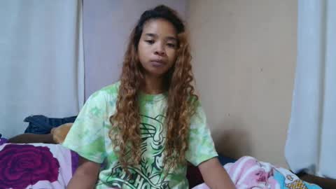 Snapshot of roxanne_98 chatting on October 2025 03:16:01 AM roxanne_98 online show from October 2025 03:16:01 AM