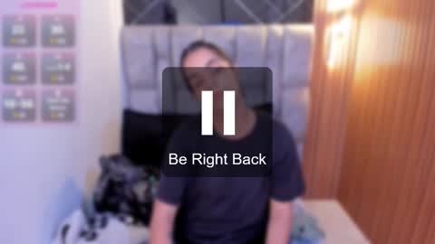 Roxanna online show from September 2025 11:43:02 AM