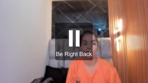 Roxanna online show from September 2025 10:50:01 AM