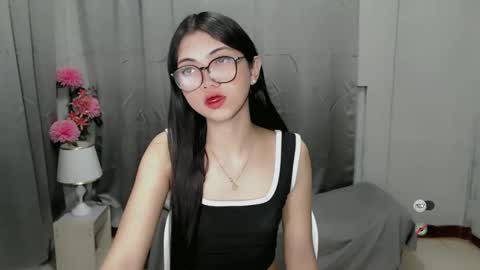 Roxie online show from December 2024 07:00:02 PM