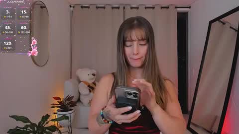  R O X I E  online show from October 2025 10:58:02 PM