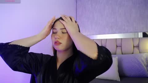 Snapshot of roxie_summers chatting on February 2025 10:37:01 PM Roxie online show from February 2025 10:37:01 PM