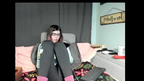 roxihazeleyes online show from January 2025 03:15:02 AM