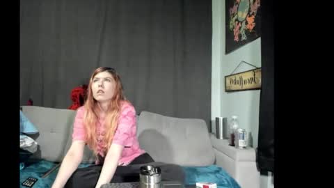 Snapshot of roxihazeleyes chatting on October 2025 12:36:02 PM roxihazeleyes online show from October 2025 12:36:02 PM