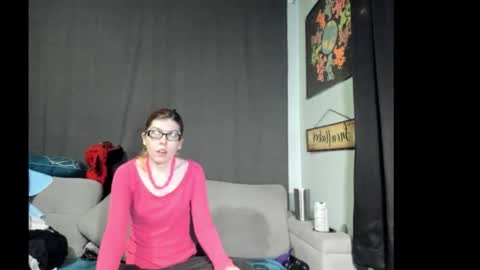 Snapshot of roxihazeleyes chatting on October 2025 05:02:02 PM roxihazeleyes online show from October 2025 05:02:02 PM