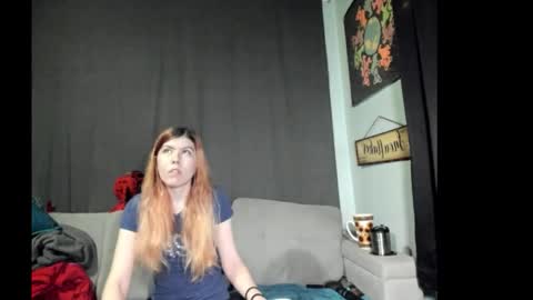 Snapshot of roxihazeleyes chatting on October 2025 05:45:02 PM roxihazeleyes online show from October 2025 05:45:02 PM