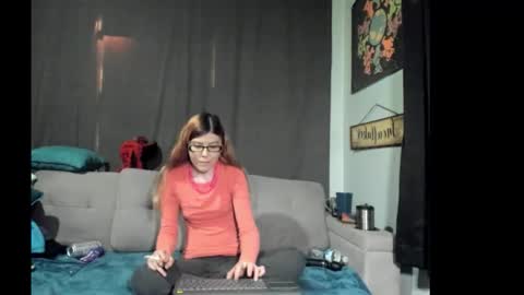 Snapshot of roxihazeleyes chatting on October 2025 09:31:02 PM roxihazeleyes online show from October 2025 09:31:02 PM