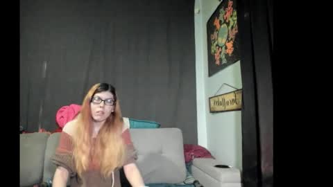 Snapshot of roxihazeleyes chatting on November 2025 07:59:02 PM roxihazeleyes online show from November 2025 07:59:02 PM