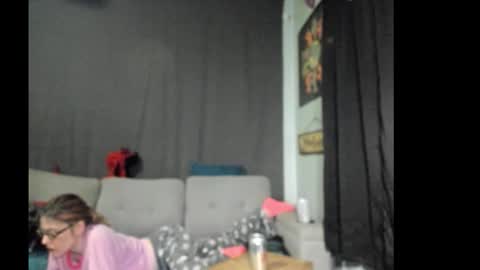 Snapshot of roxihazeleyes chatting on November 2025 01:11:01 AM roxihazeleyes online show from November 2025 01:11:01 AM