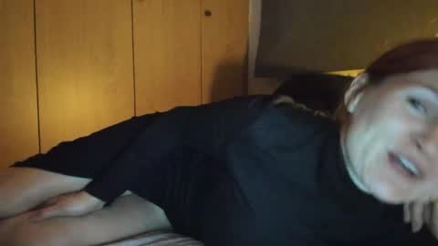 Snapshot of roxxxco chatting on March 2025 04:34:02 AM Tatyana online show from March 2025 04:34:02 AM