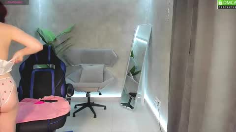 Roxy fiery online show from October 2025 01:59:02 AM