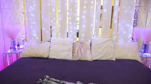 roxy_rayy online show from March 2025 07:15:02 PM