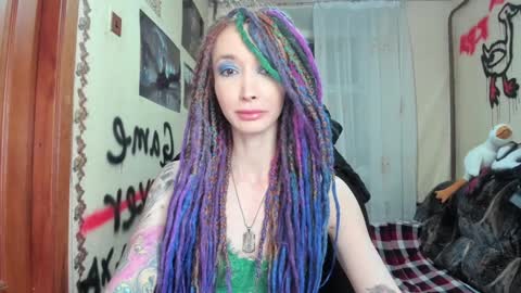 Roxy online show from February 2025 06:53:01 PM