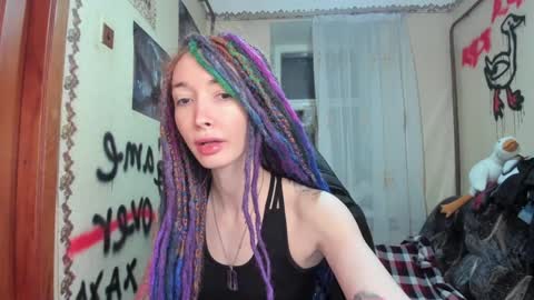 Roxy online show from February 2025 07:06:02 PM