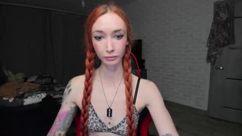 Snapshot of roxy_silver chatting on October 2025 02:51:02 PM Roxy online show from October 2025 02:51:02 PM