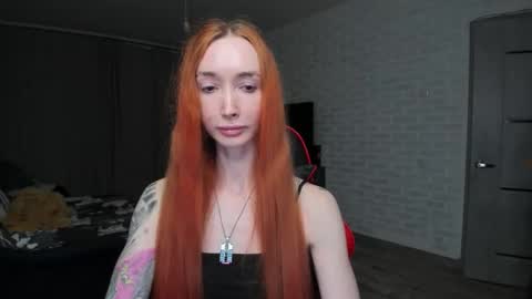 Snapshot of roxy_silver chatting on October 2025 09:09:02 PM Roxy online show from October 2025 09:09:02 PM