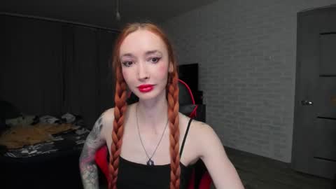 Snapshot of roxy_silver chatting on October 2025 07:09:02 PM Roxy online show from October 2025 07:09:02 PM