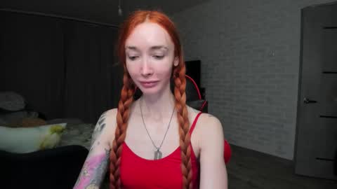 Snapshot of roxy_silver chatting on November 2025 03:55:02 PM Roxy online show from November 2025 03:55:02 PM