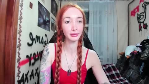 Snapshot of roxy_silver chatting on November 2025 09:00:02 PM Roxy online show from November 2025 09:00:02 PM