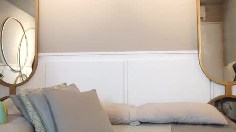 Snapshot of roxy_vega chatting on October 2025 12:02:02 PM Roxy online show from October 2025 12:02:02 PM