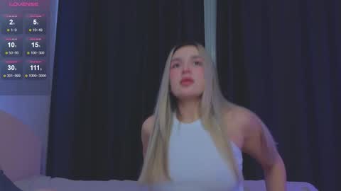 Snapshot of roxychilli chatting on September 2025 08:12:02 PM Roxy online show from September 2025 08:12:02 PM