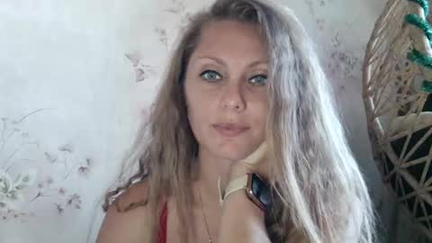 Snapshot of roxyfox18x01 chatting on October 2025 07:49:02 AM roxyfox18x01 online show from October 2025 07:49:02 AM