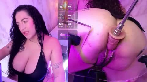 roxylicious_ online show from September 2025 12:48:01 PM