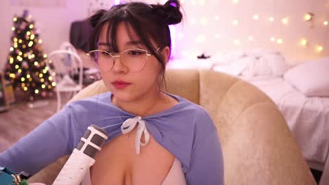 roxysuh online show from January 2025 10:05:01 AM