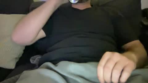 Snapshot of roythegil chatting on December 2025 07:26:01 AM roythegil online show from December 2025 07:26:01 AM