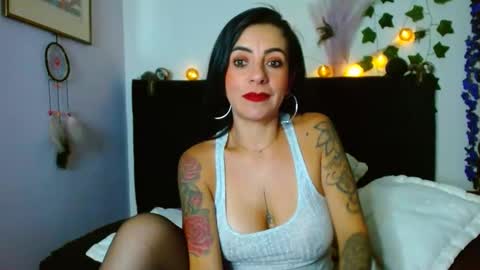   online show from March 2025 04:17:02 AM