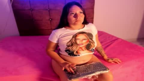 Snapshot of rubidesire chatting on November 2025 11:34:01 AM RubiDesire online show from November 2025 11:34:01 AM