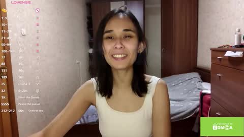 Leslie online show from October 2025 07:18:02 AM