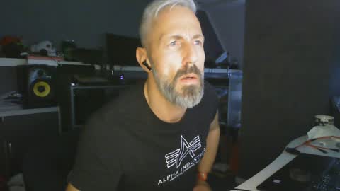 Snapshot of ruffi77 chatting on January 2025 10:22:01 AM Chico que rico Caliente online show from January 2025 10:22:01 AM