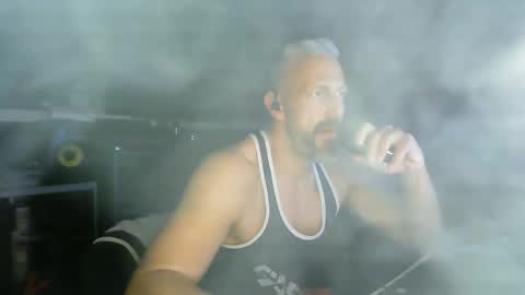 Snapshot of ruffi77 chatting on February 2025 12:38:02 AM Chico que rico Caliente online show from February 2025 12:38:02 AM