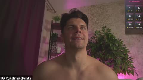 Adam online show from November 2025 04:30:01 PM