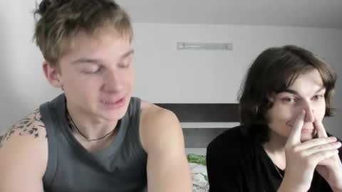2 brothers Adam and Alex online show from September 2025 02:02:01 AM