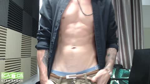 MillionDollarGuy online show from January 2025 03:33:01 AM