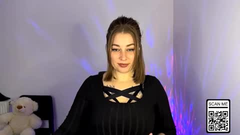 Nika online show from October 2025 01:43:02 PM