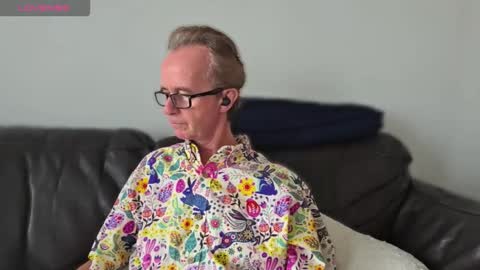 ruttingrabbit online show from October 2025 08:49:02 PM