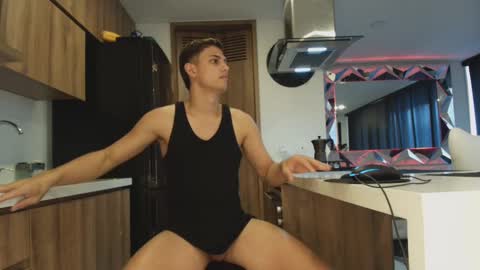 Snapshot of ryan__mateo chatting on October 2025 02:04:01 PM ryan__mateo online show from October 2025 02:04:01 PM