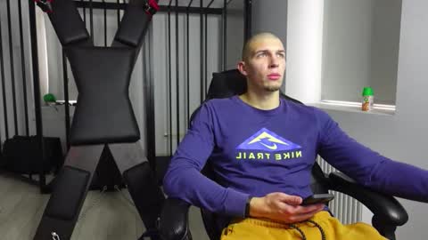 RYAN DOZER online show from October 2025 08:04:02 AM