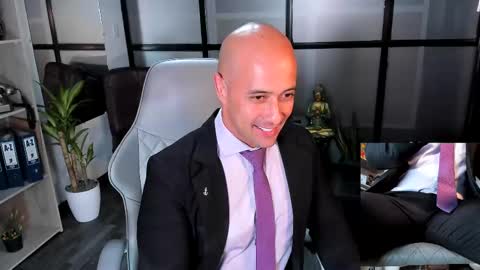 ryan_master_ online show from December 2024 10:20:02 PM