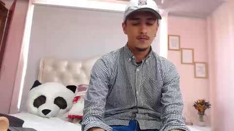 ryan online show from February 2025 07:28:01 PM