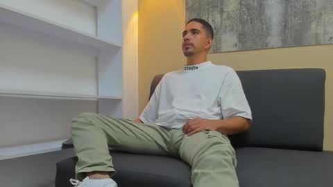 Snapshot of ryan_paterson chatting on November 2025 01:32:02 PM Ryan online show from November 2025 01:32:02 PM