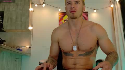 Snapshot of ryann_blue_ chatting on October 2025 11:29:02 PM Ryan Blue ig ryannblue online show from October 2025 11:29:02 PM