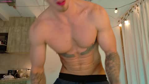 Snapshot of ryann_blue_ chatting on November 2025 01:04:02 AM Ryan Blue ig ryannblue online show from November 2025 01:04:02 AM